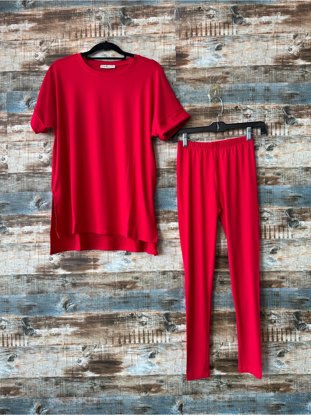 Zenana Comfortable Lounge Tee & Leggings